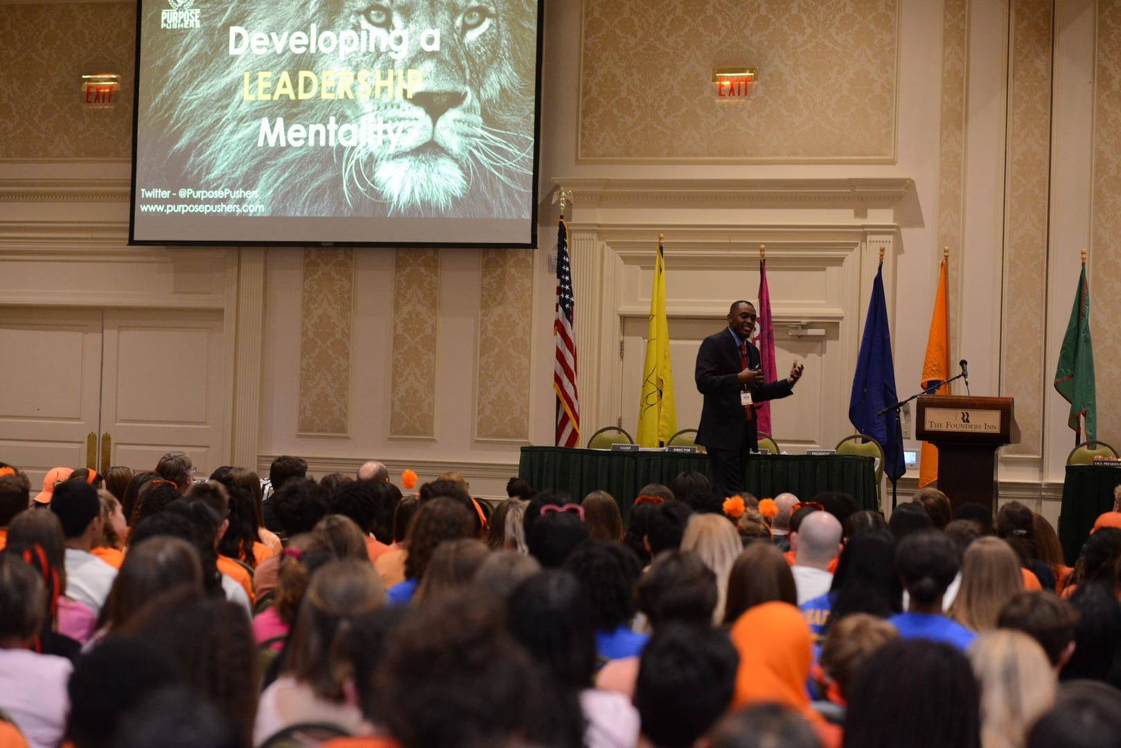 A man is giving a presentation to an audience.